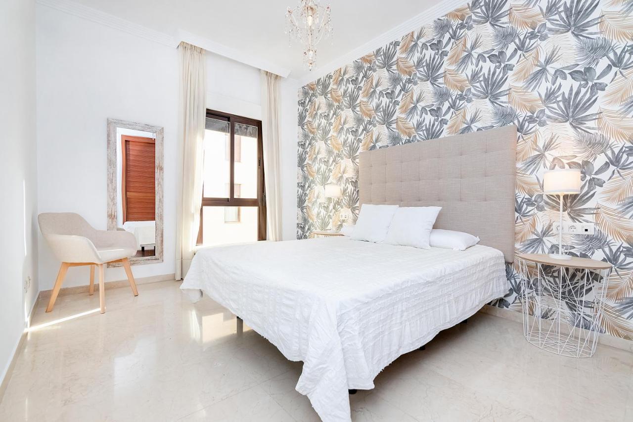 Appartamento Bhost - Colon Málaga Esterno foto